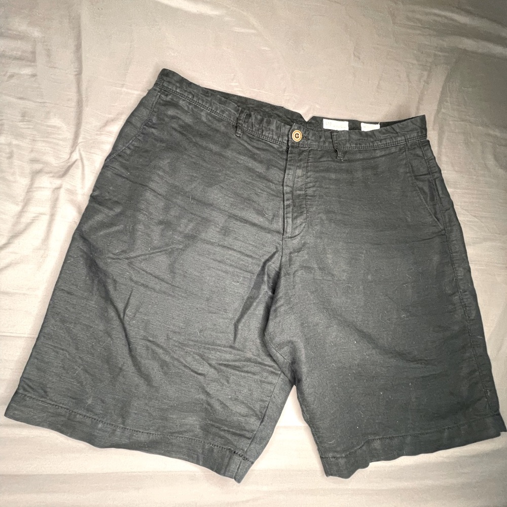 Gap shorts